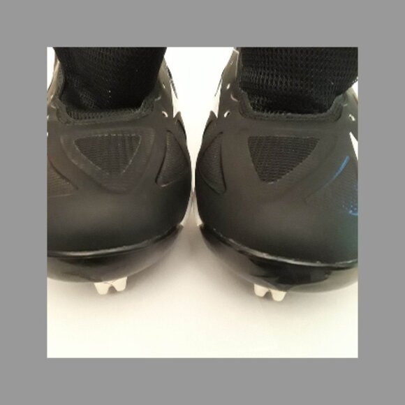 MIZUNO HEIST IQ BLACK & WHITE CLEATS - 8 SPIKES - SIZE 13 - STYLE #320501-9000 - Picture 7 of 10